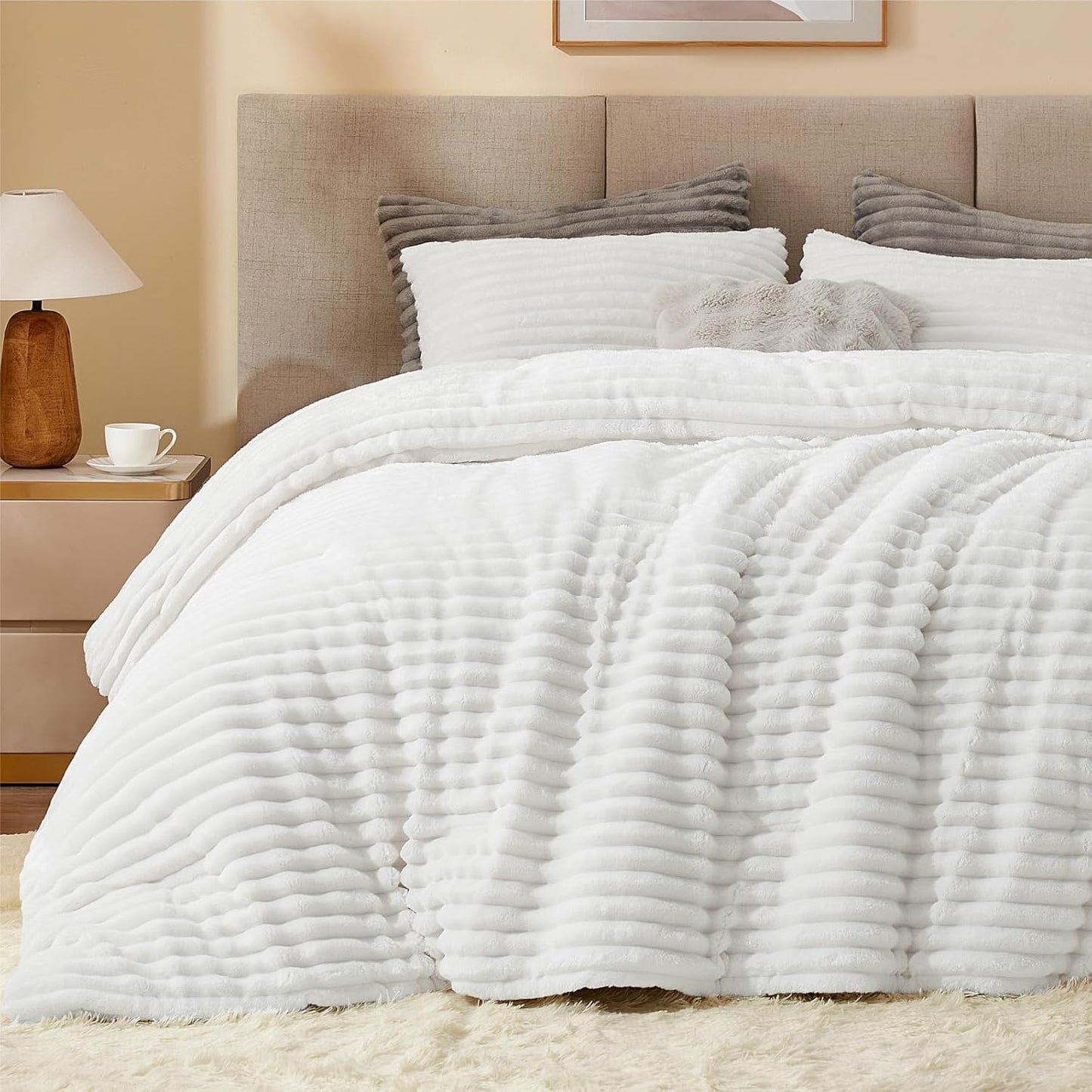 BEDELITE Fleece Comforter Set -Super Soft & Warm Fluffy Cream White Bedding, Luxury Fuzzy Heavy Bed Set for Winter with 2 Pillow Cases