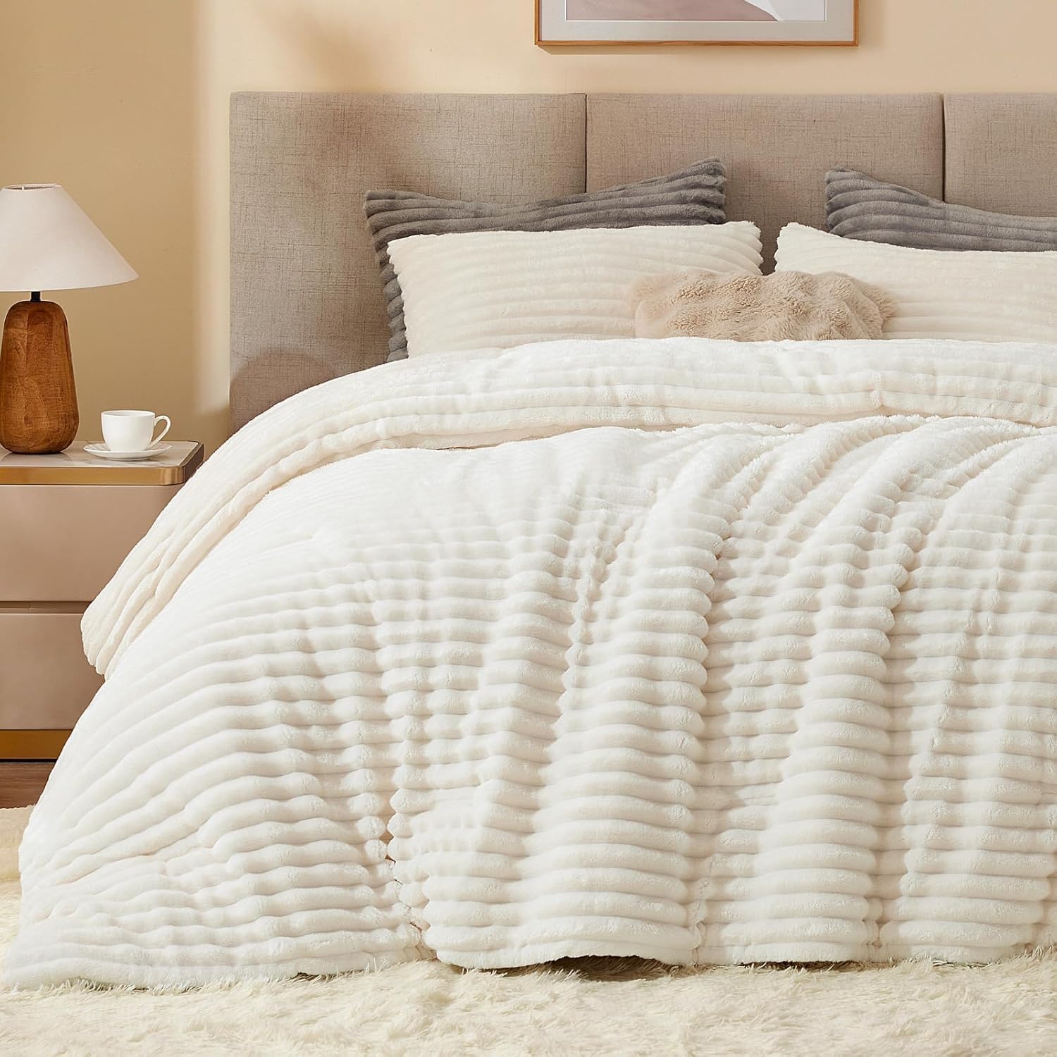 BEDELITE Fleece Comforter Set -Super Soft & Warm Fluffy Cream White Bedding, Luxury Fuzzy Heavy Bed Set for Winter with 2 Pillow Cases