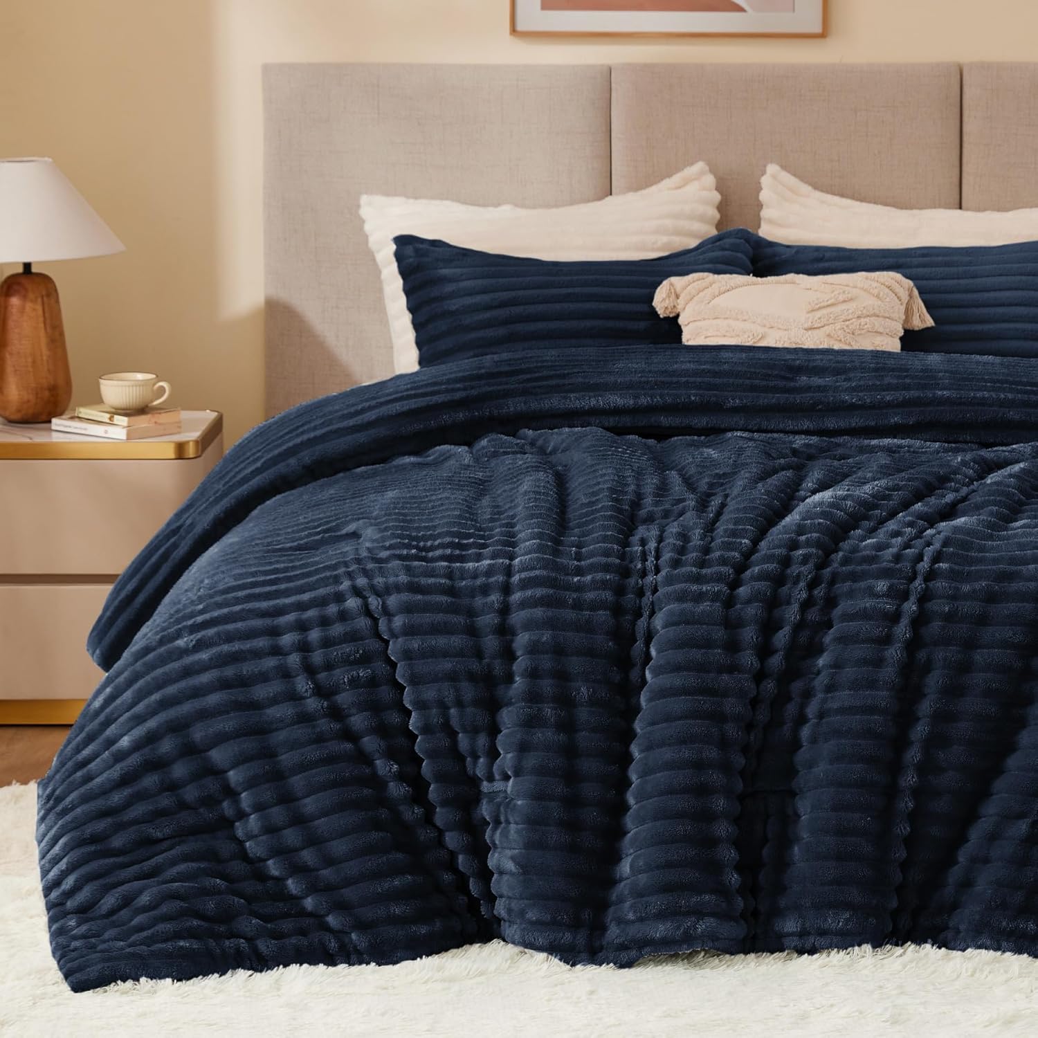 BEDELITE Fleece Comforter Set -Super Soft & Warm Fluffy Cream White Bedding, Luxury Fuzzy Heavy Bed Set for Winter with 2 Pillow Cases