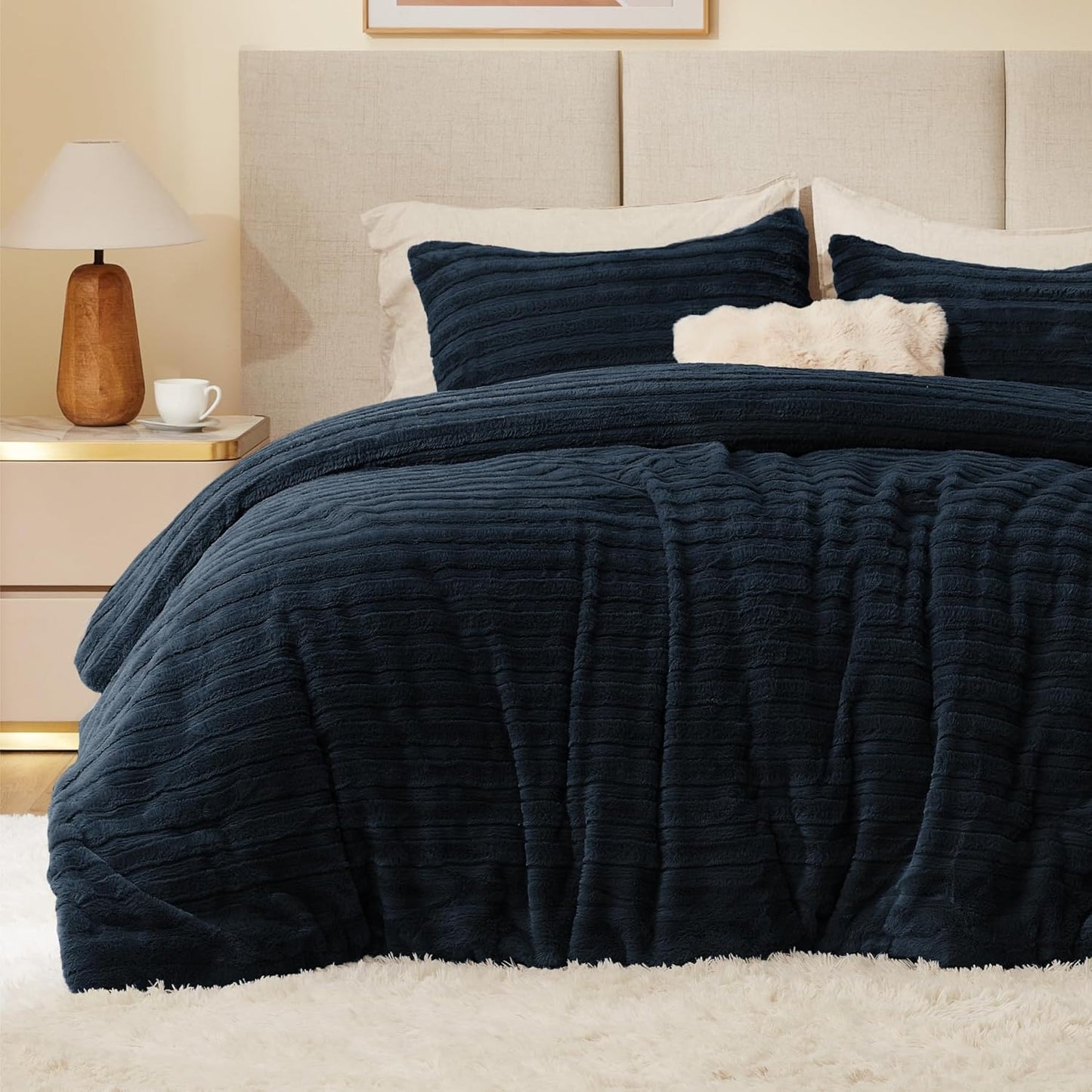 BEDELITE Fleece Comforter Set -Super Soft & Warm Fluffy Cream White Bedding, Luxury Fuzzy Heavy Bed Set for Winter with 2 Pillow Cases