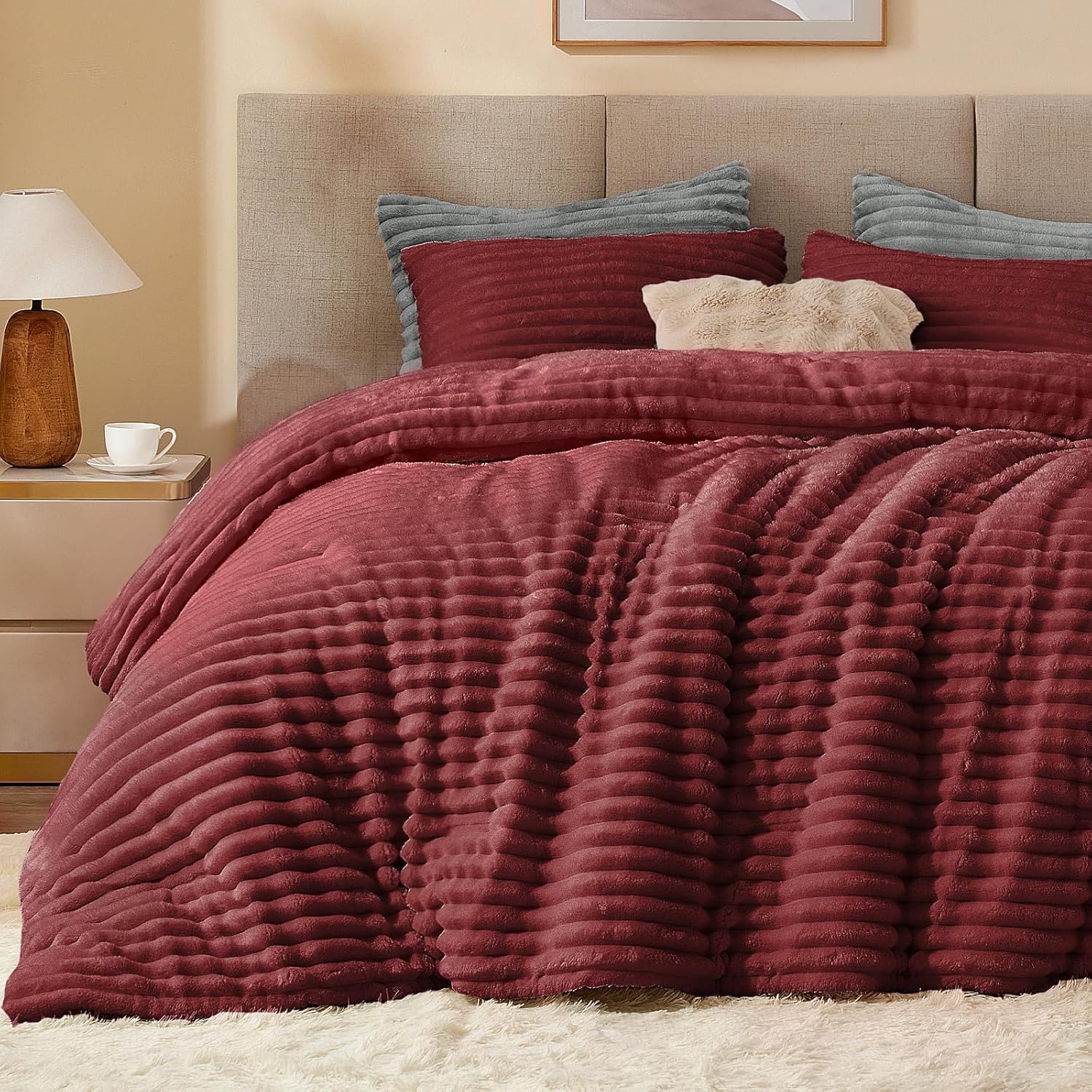 BEDELITE Fleece Comforter Set -Super Soft & Warm Fluffy Cream White Bedding, Luxury Fuzzy Heavy Bed Set for Winter with 2 Pillow Cases