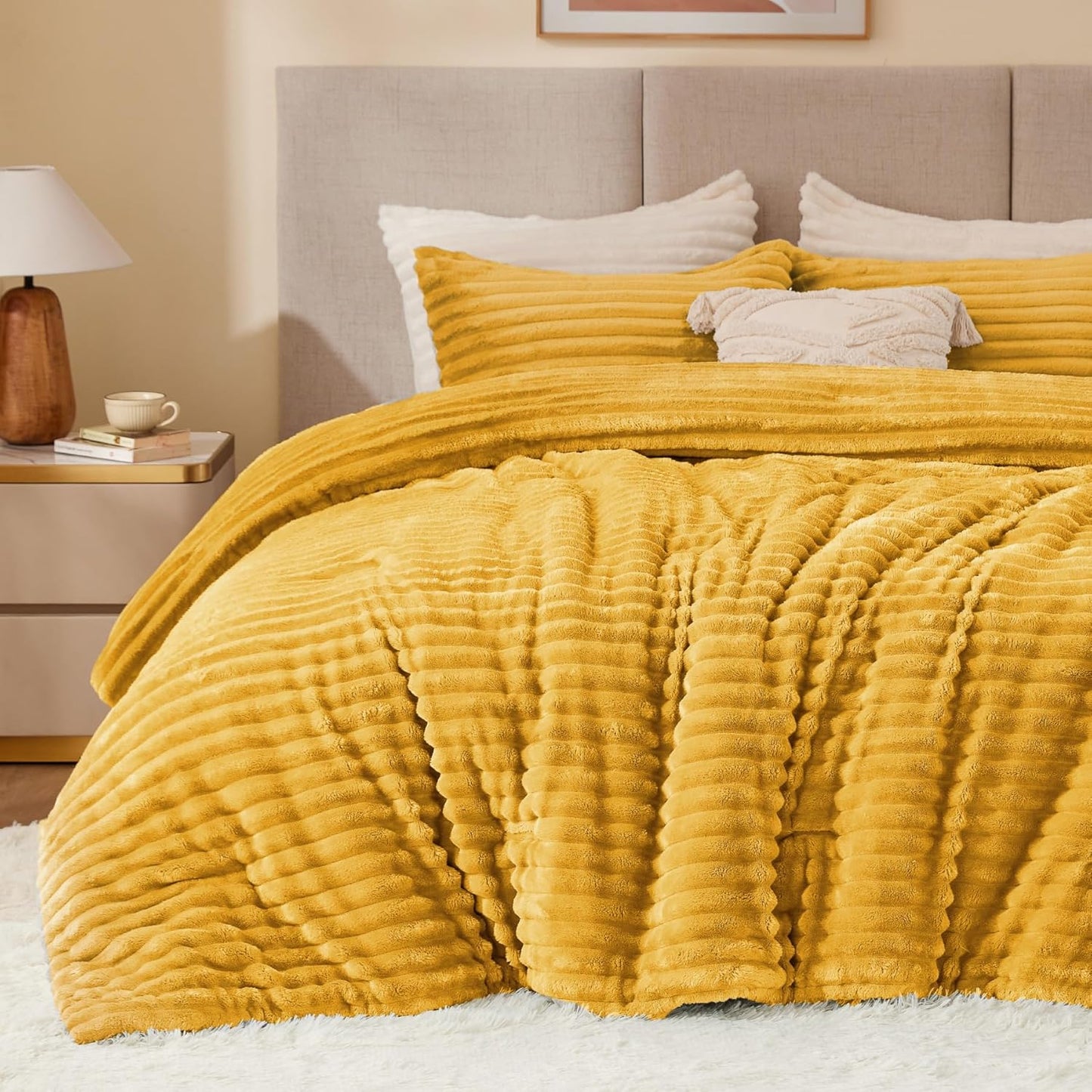 BEDELITE Fleece Comforter Set -Super Soft & Warm Fluffy Cream White Bedding, Luxury Fuzzy Heavy Bed Set for Winter with 2 Pillow Cases