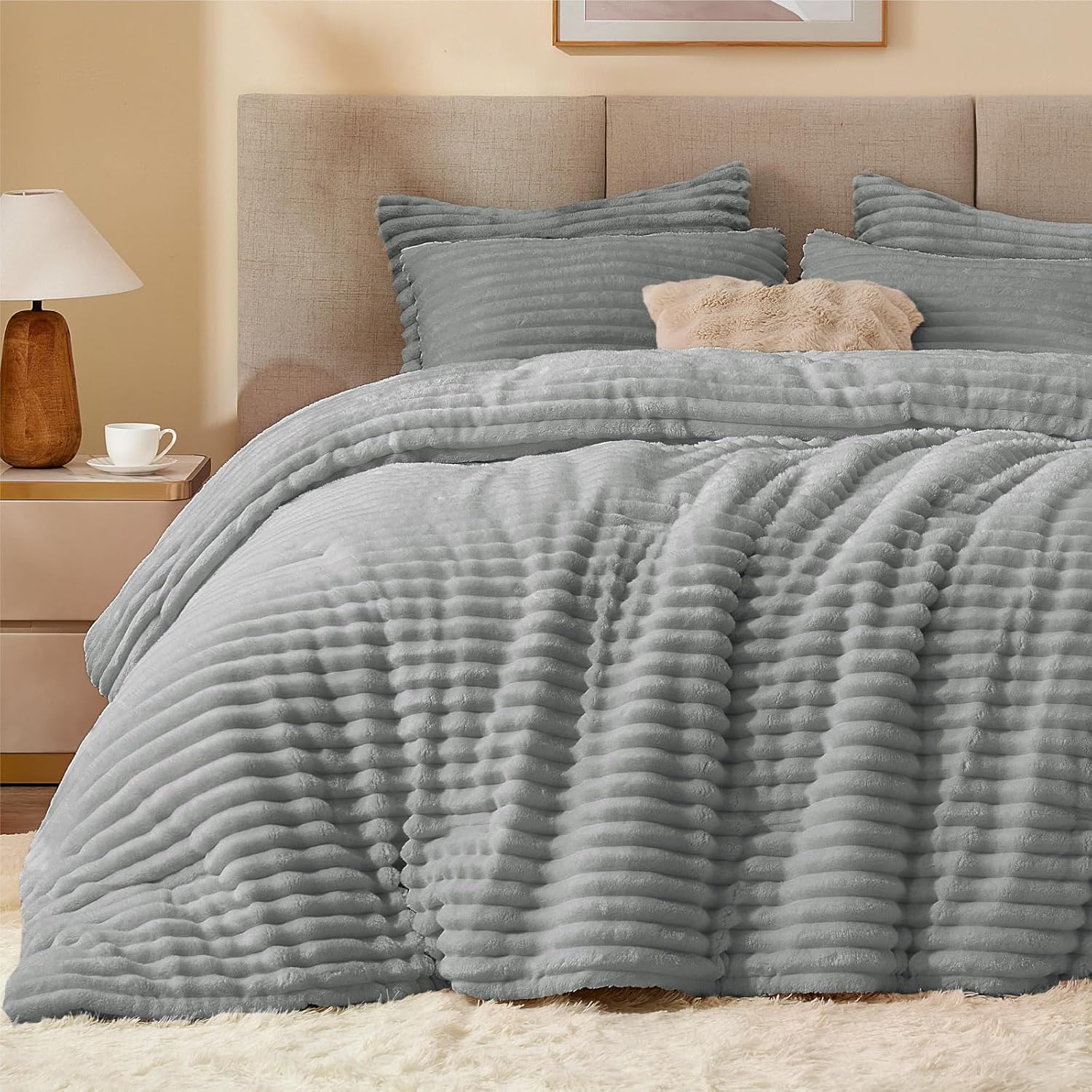 BEDELITE Fleece Comforter Set -Super Soft & Warm Fluffy Cream White Bedding, Luxury Fuzzy Heavy Bed Set for Winter with 2 Pillow Cases