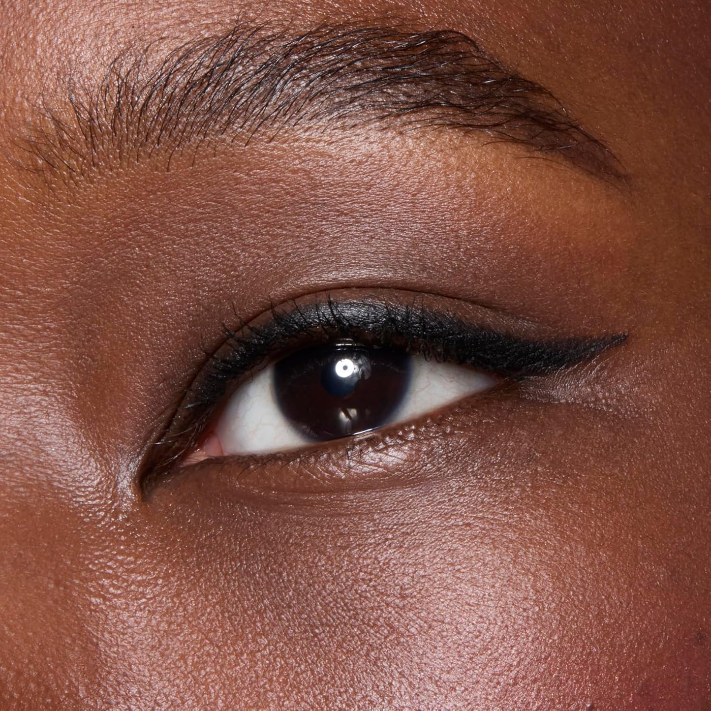 e.l.f. No Budge Retractable Eyeliner, Creamy, Ultra-Pigmented & Waterproof, Creates Bold & Defined Lines,  Cruelty-Free, Black