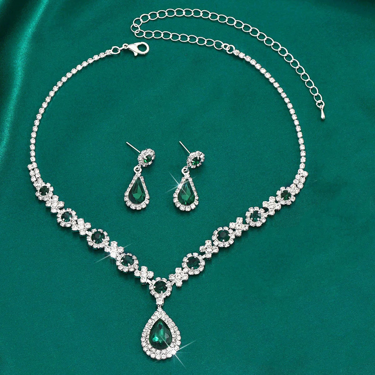 Bride Jewelry Set for Women Crystal Teardrop Necklace and Earrings Two-Piece Set Accessories for Evening Gowns