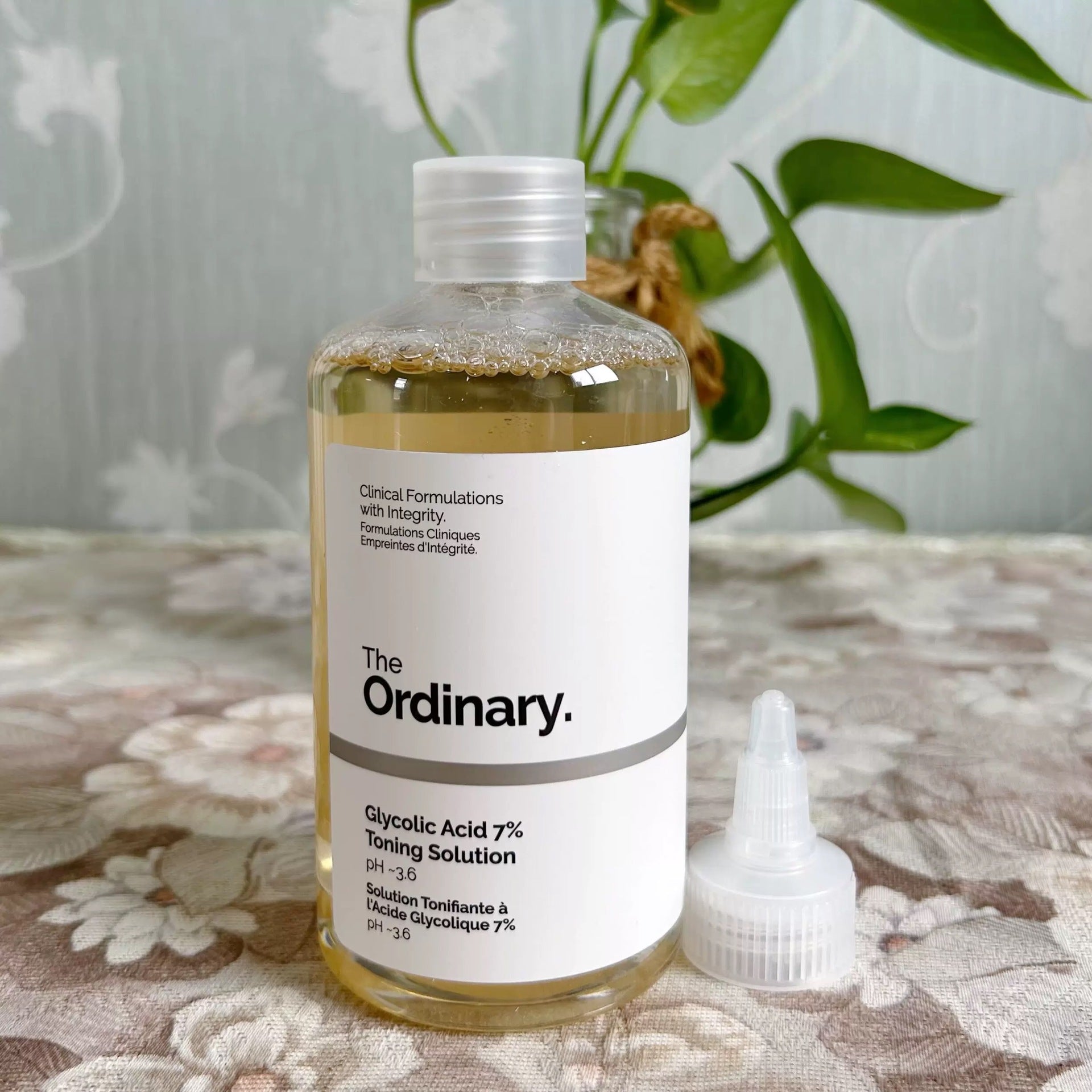 The Ordinary Glycolic Acid Toner (7% Glycolic Acid) Exfoliating 240ml